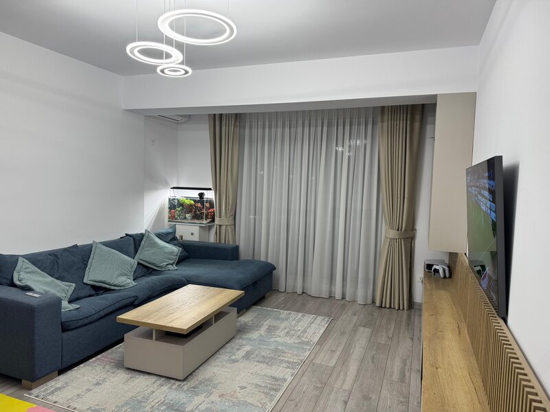 Drumul Taberei 3 camere mobilat utilat valea larga loc de parcare inclus